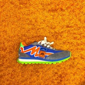 Marc Jacobs Sneaker/jogger 100% authentic. Size 39 fits W9/10. Worn 2x $295